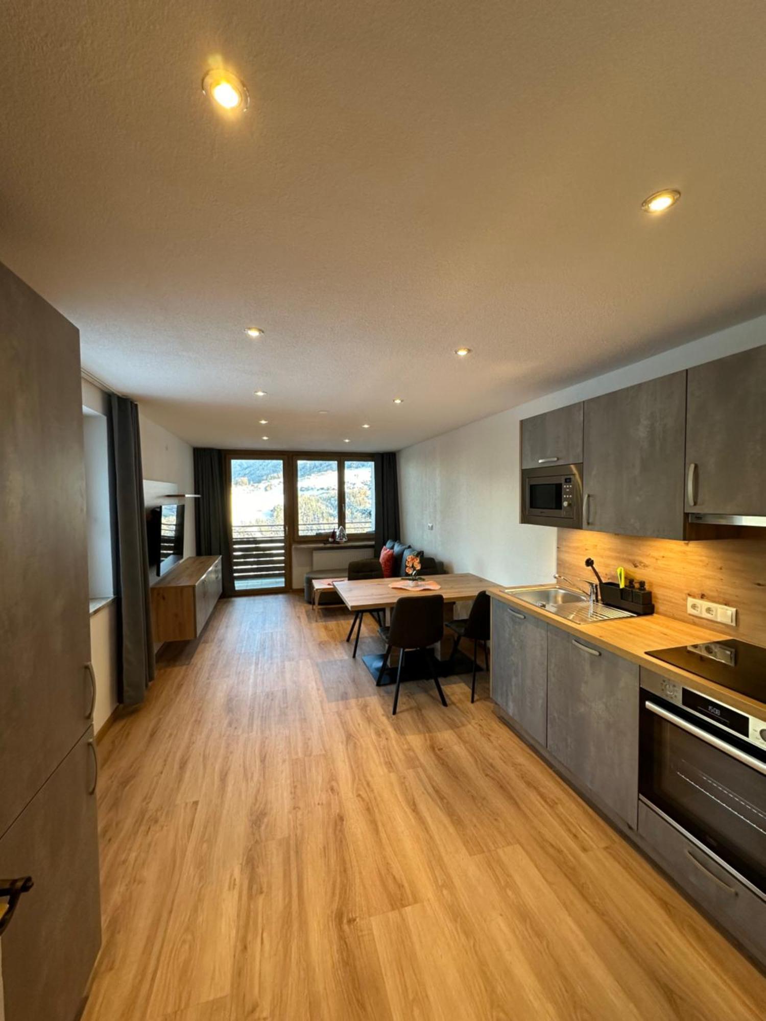 Appartements Dobler - S'Zischgn 阿泽皮茨陶 外观 照片